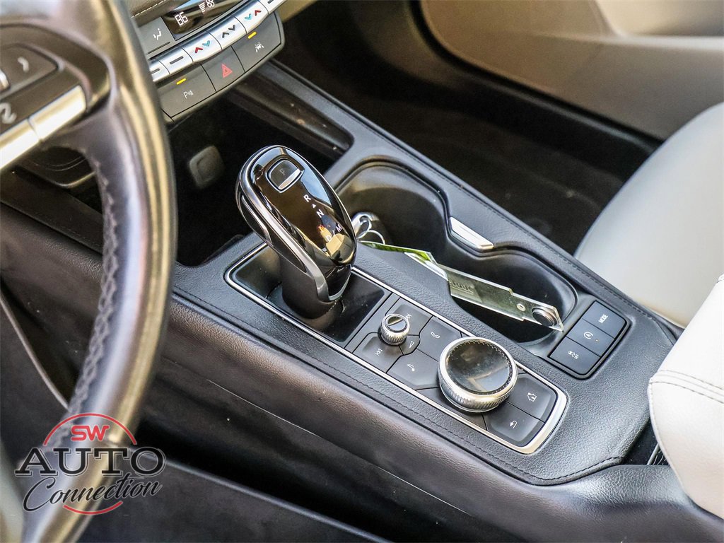Used 2023 Cadillac XT4 Premium Luxury image 30