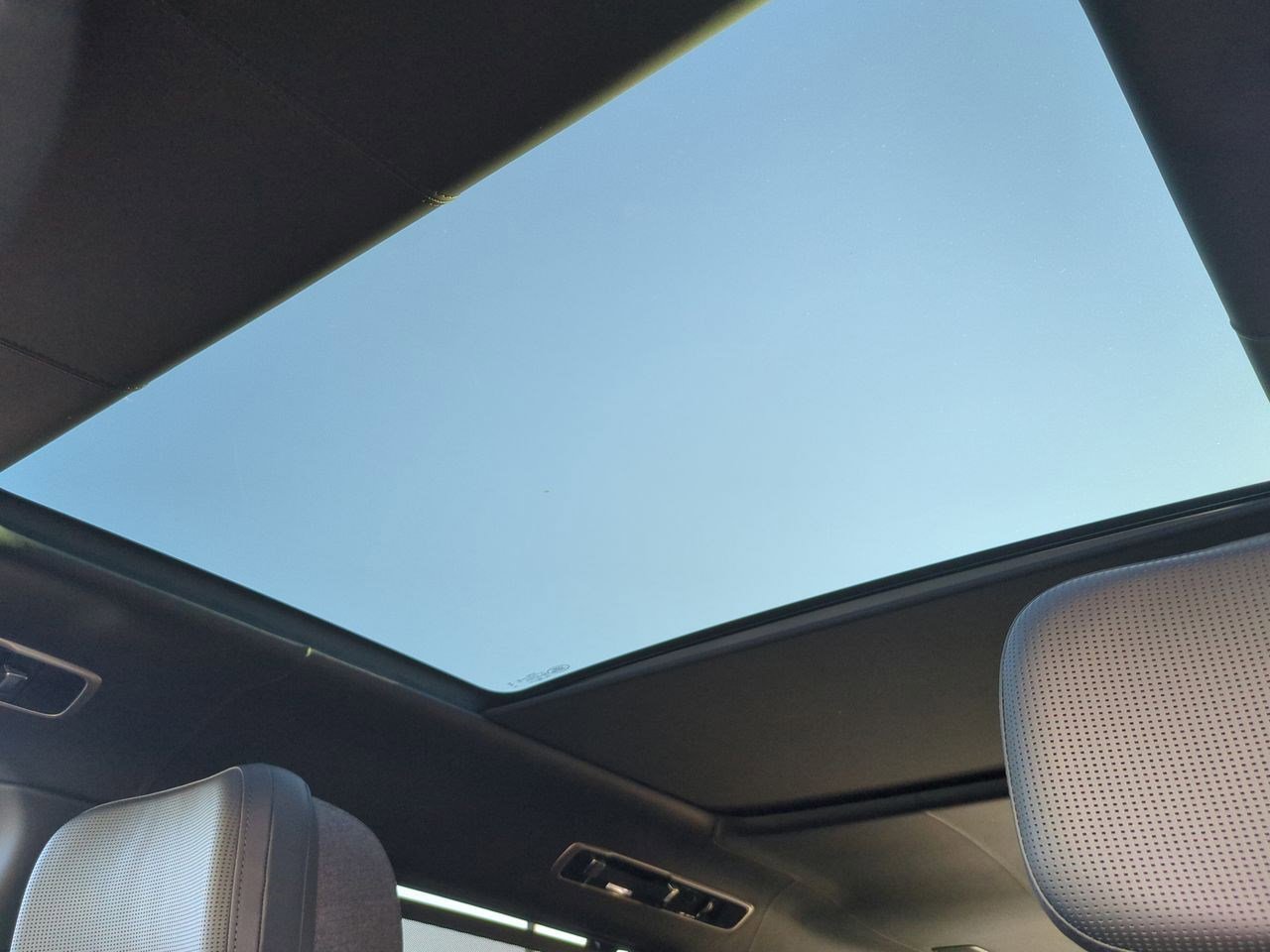 New 2026 Land Rover Range Rover SV image 19