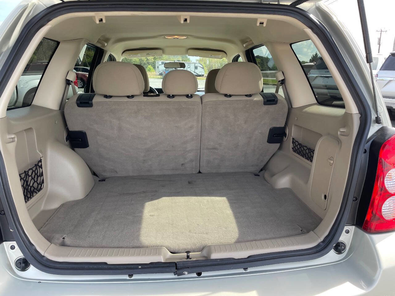 Used 2005 MAZDA Tribute s FWD image 5