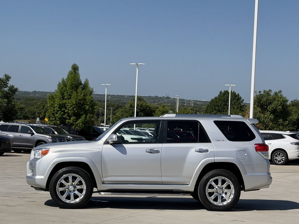 Used 2010 Toyota 4Runner Limited AWD/4WD image 3