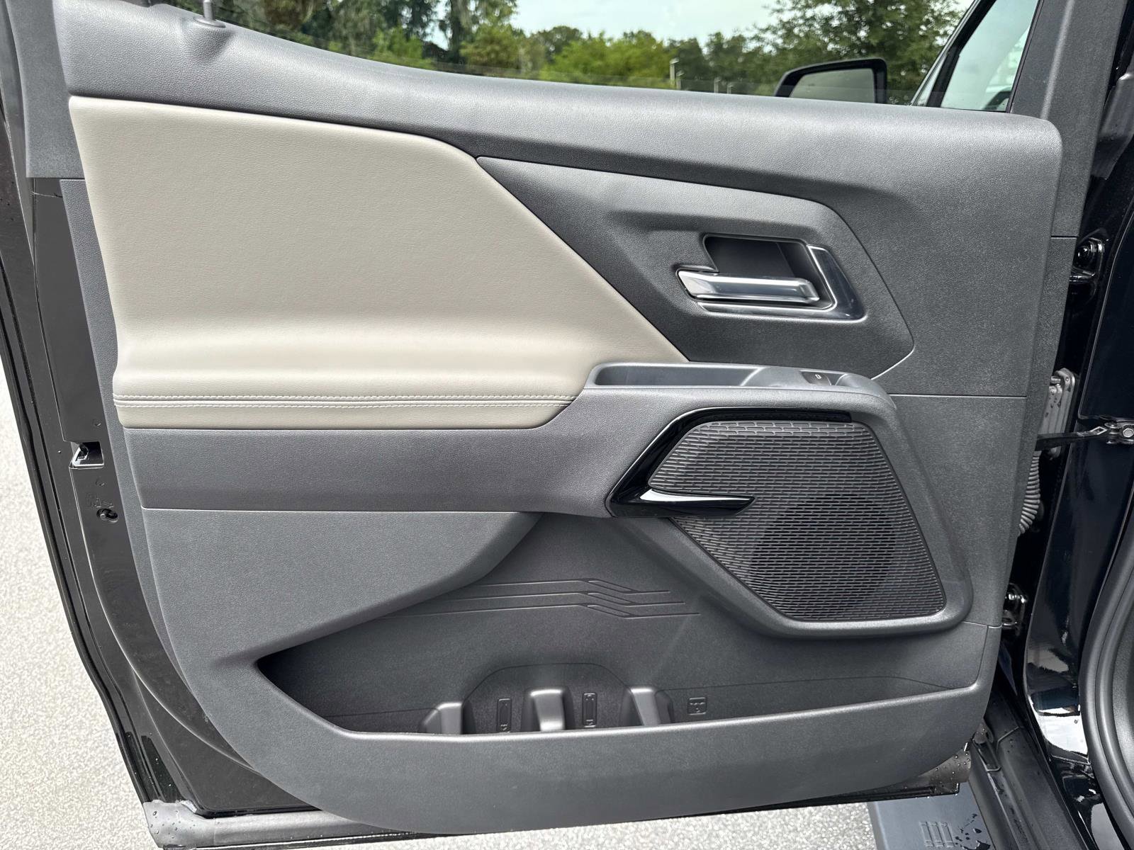 New 2026 Chevrolet Silverado EV Trail Boss image 11