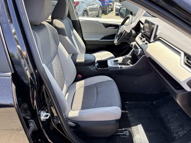 Used 2023 Toyota RAV4 XLE w/ Convenience Package AWD/4WD image 9