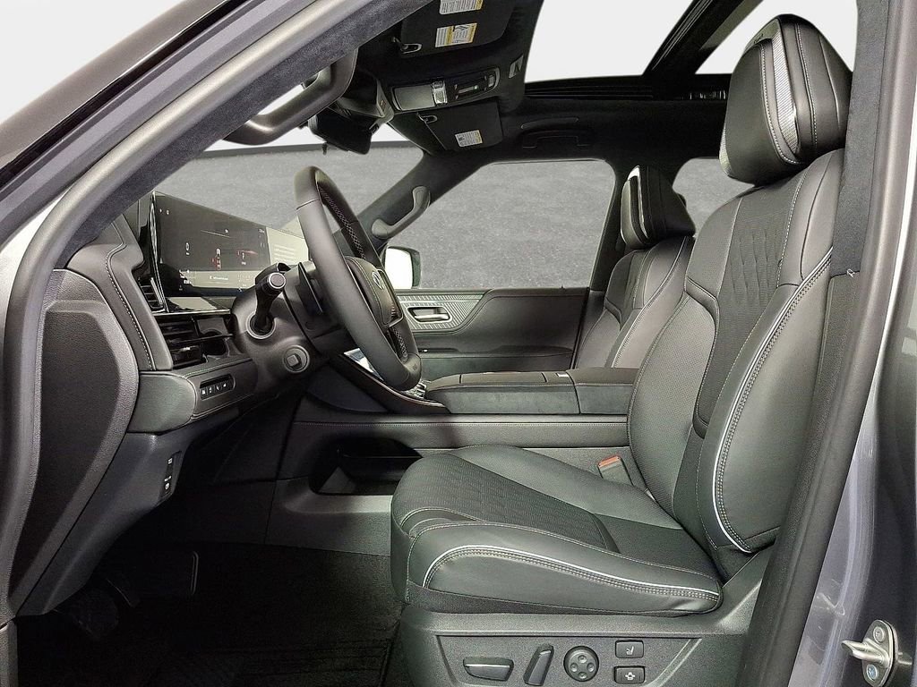 New 2026 INFINITI QX80 Autograph w/ Premium Cargo Package image 11