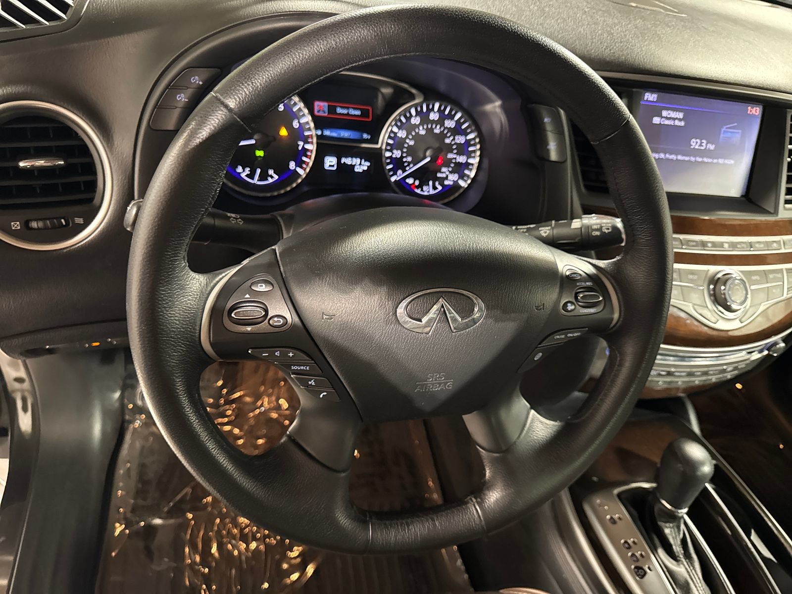 Used 2013 INFINITI JX35 AWD w/ Premium Pkg image 19