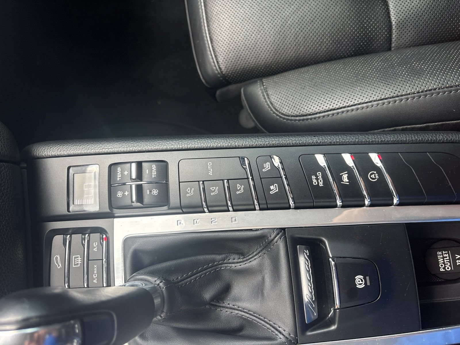Used 2018 Porsche Macan S AWD/4WD image 27