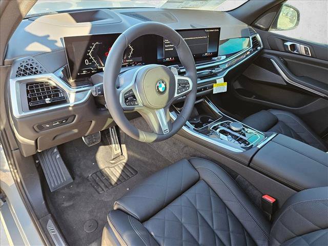 New 2026 BMW X5 xDrive40i w/ M Sport Package AWD/4WD image 3