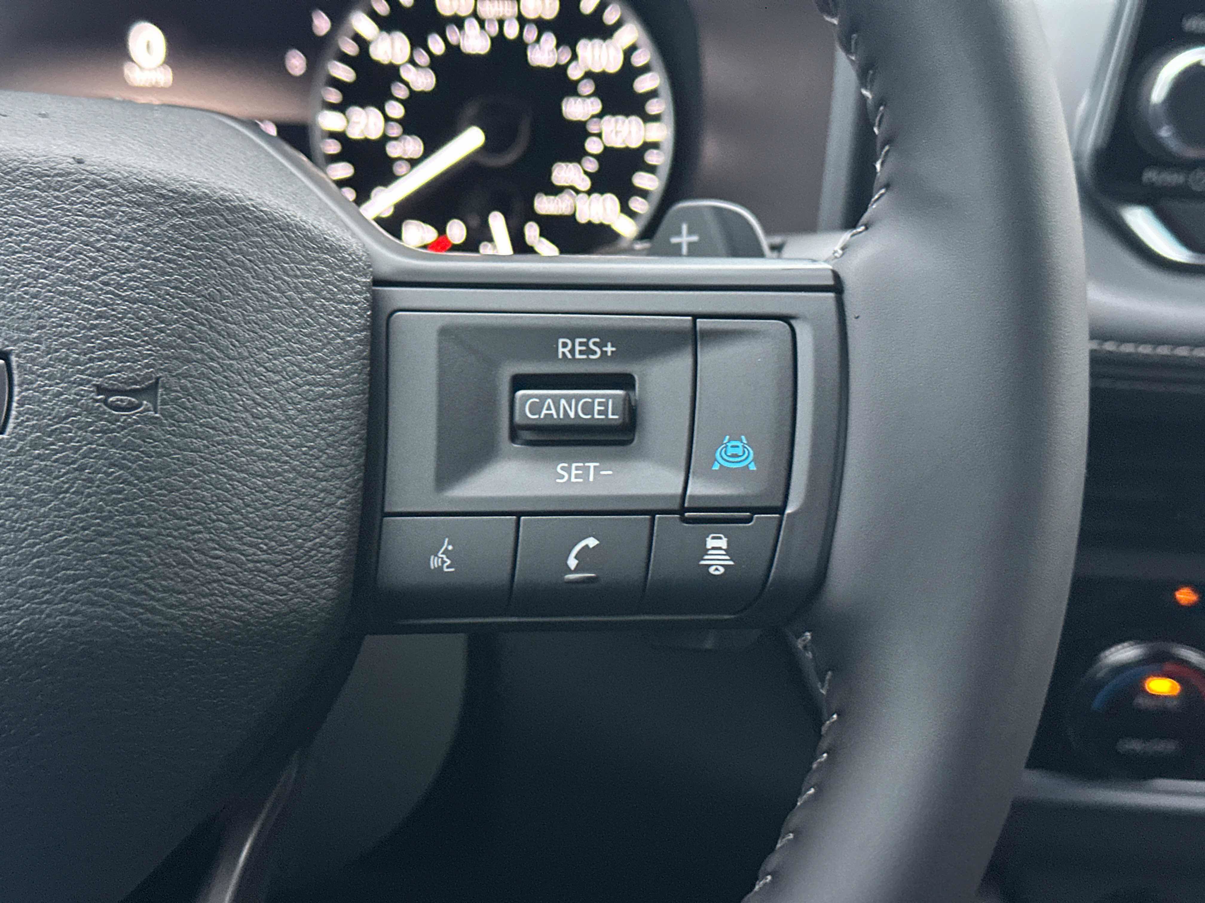 New 2027 Nissan Rogue SV AWD/4WD image 38