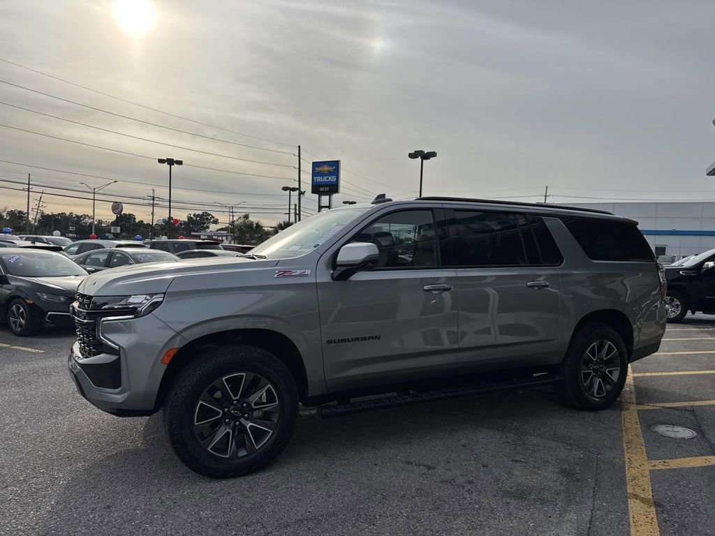 Certified 2024 Chevrolet Suburban Z71 w/ Off-Road Capability Package image 4