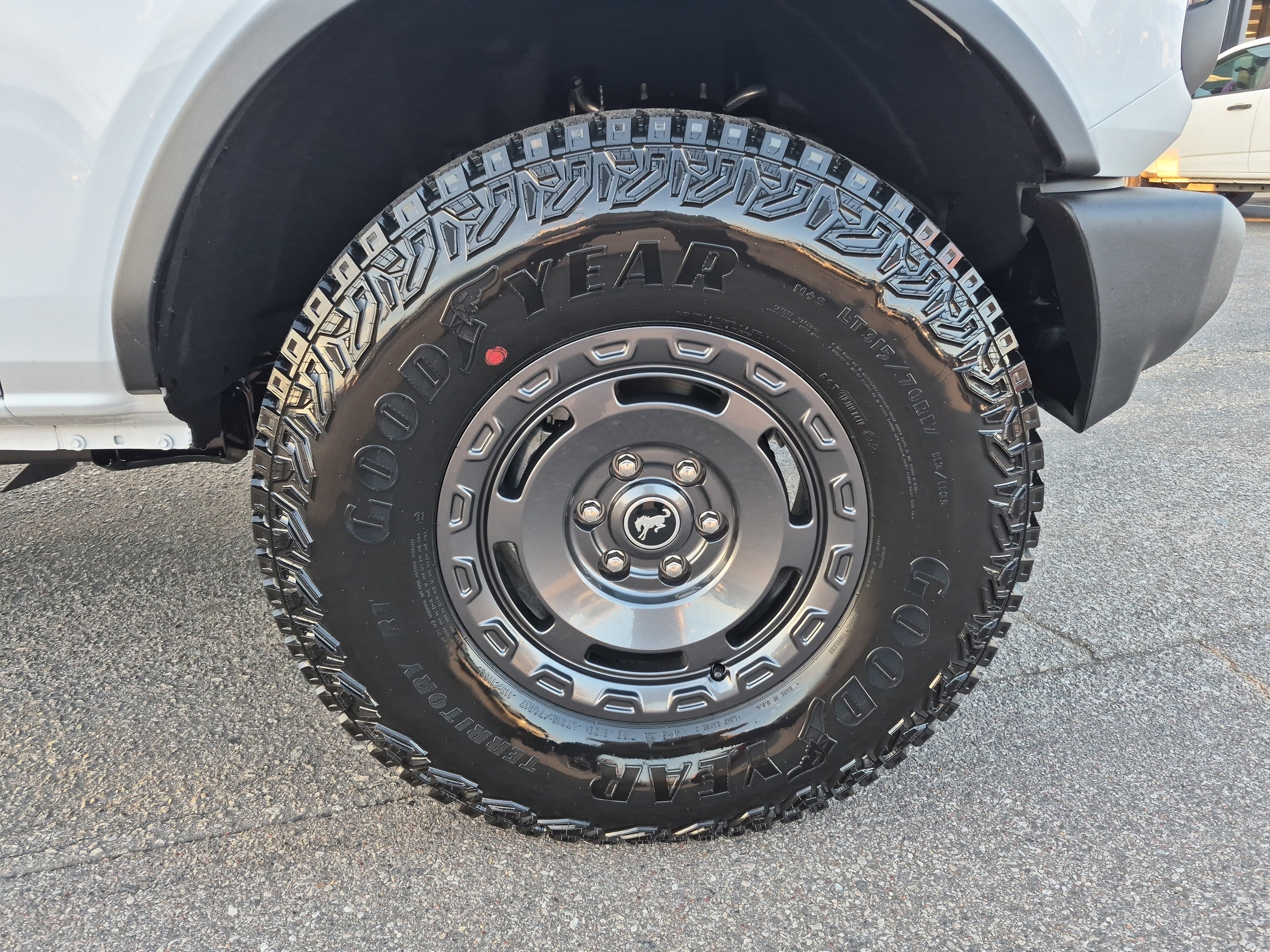 New 2025 Ford Bronco 4-Door w/ Sasquatch Package image 8