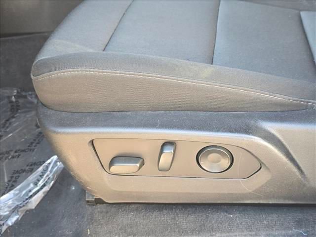 Used 2023 Chevrolet Colorado W/T w/ WT Convenience Package II RWD image 23