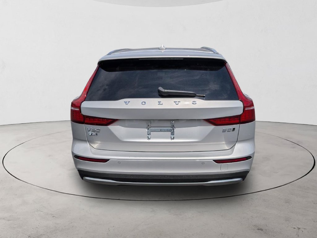 Certified 2025 Volvo V60 B5 Cross Country Plus AWD/4WD image 6