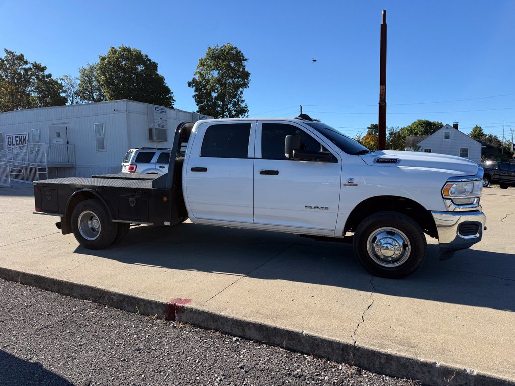 Used 2021 RAM 3500 Tradesman w/ Chrome Appearance Group AWD/4WD image 5