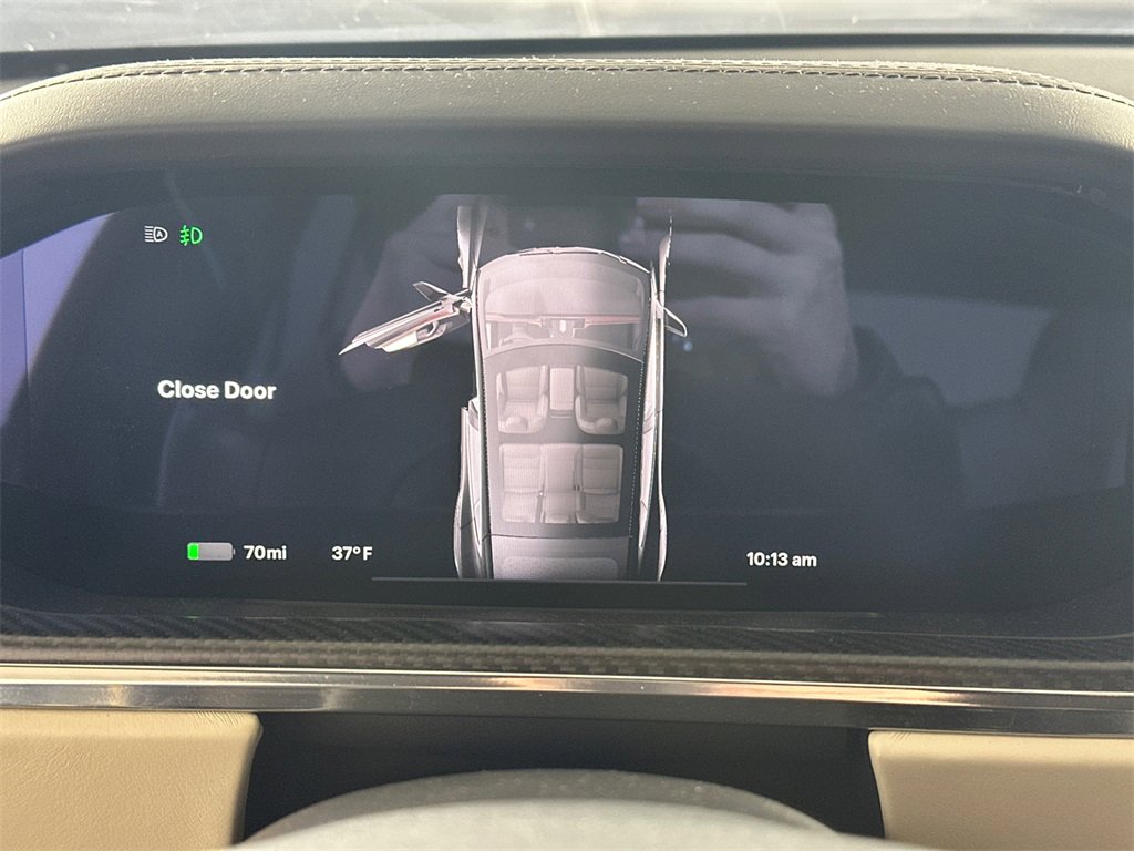 Used 2021 Tesla Model S Plaid image 4