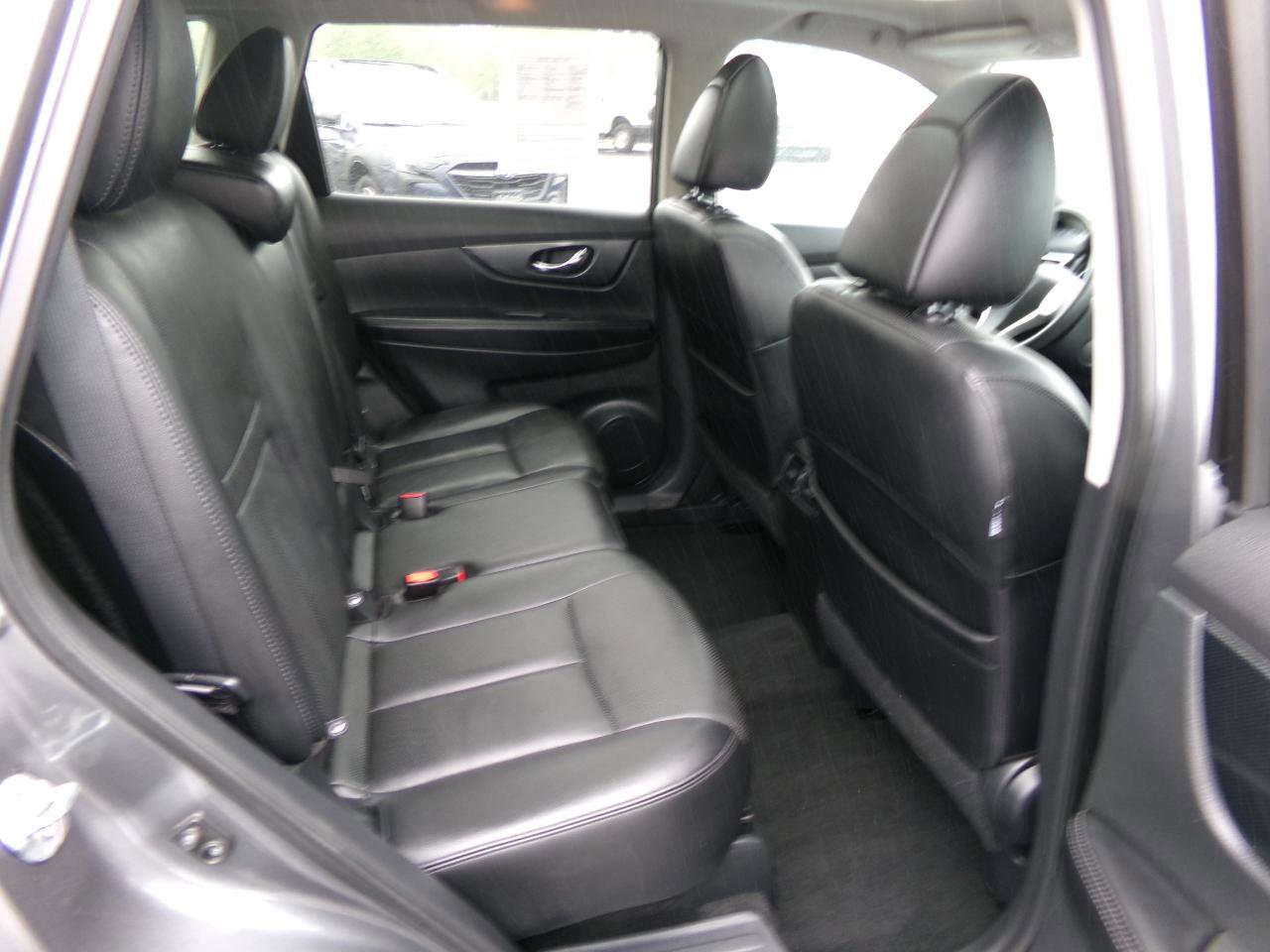 Used 2016 Nissan Rogue SL w/ SL Premium Package AWD/4WD image 46