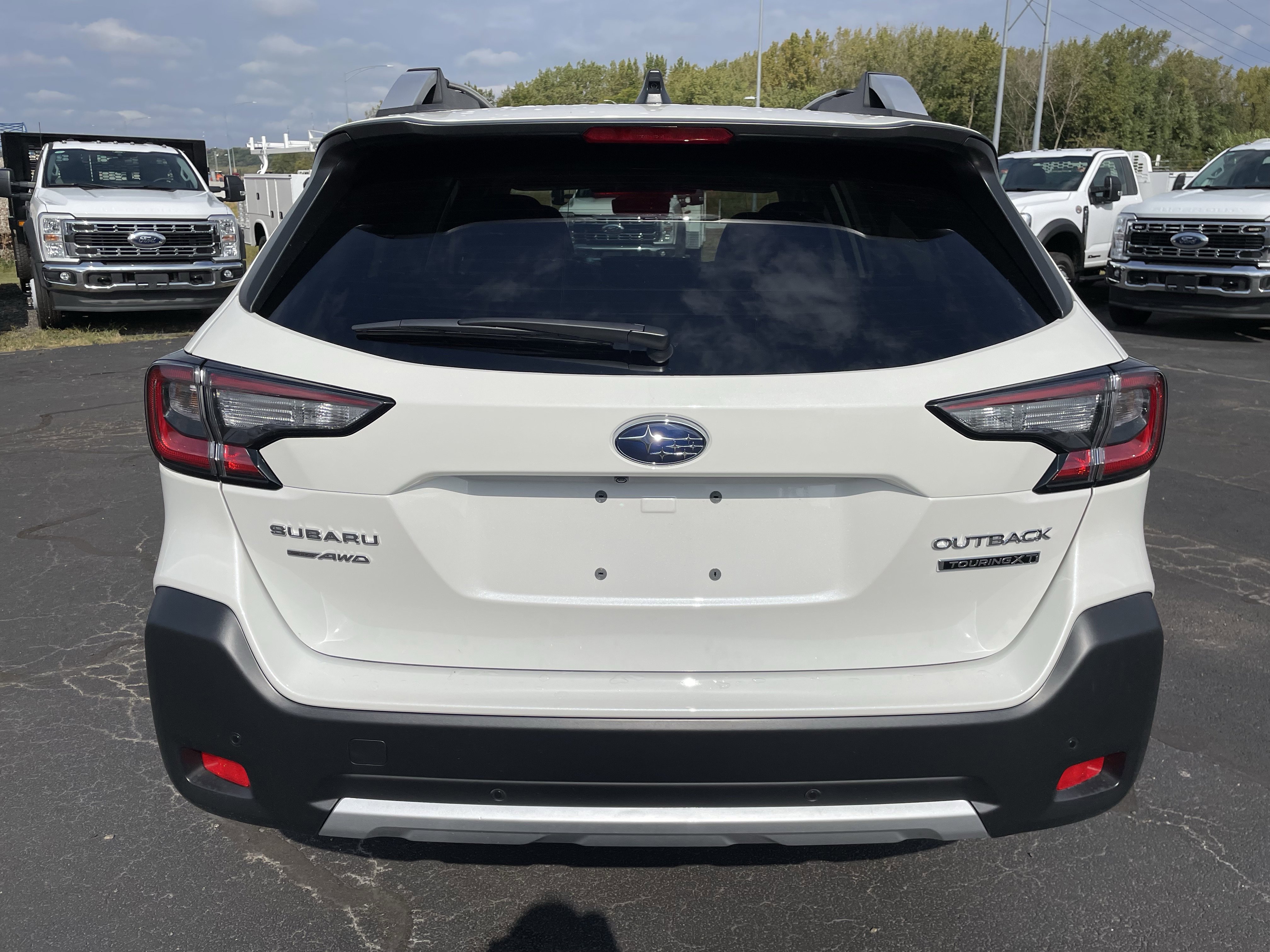 New 2025 Subaru Outback Touring XT image 4