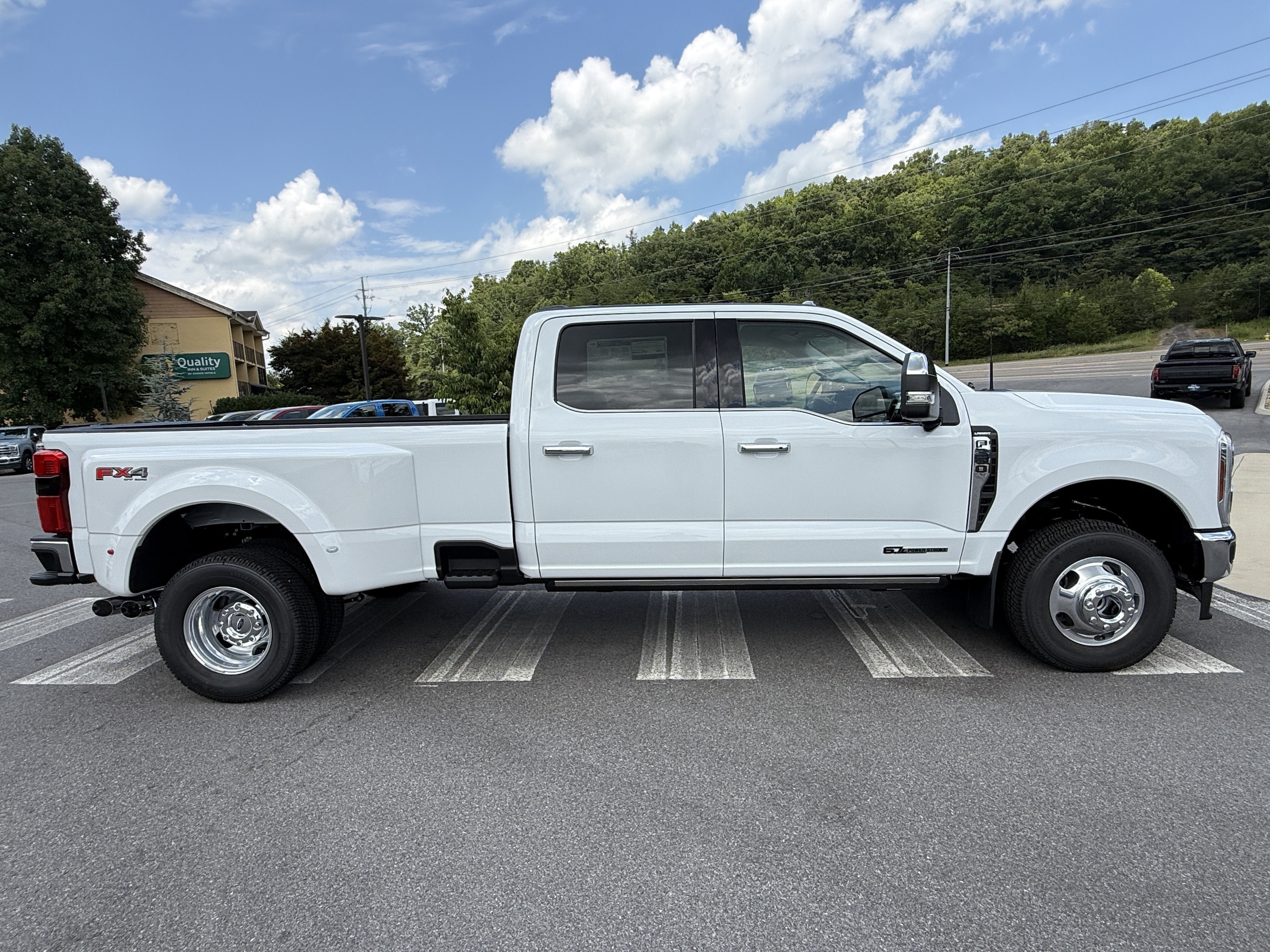 New 2026 Ford F350 Lariat w/ Lariat Ultimate Package AWD/4WD image 4