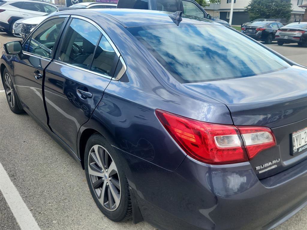 Used 2016 Subaru Legacy 2.5i Limited AWD/4WD image 6