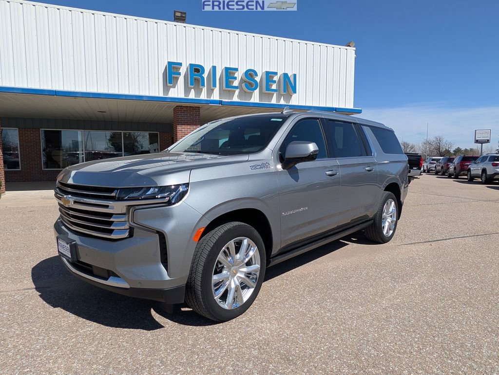 Used 2023 Chevrolet Suburban High Country image 1