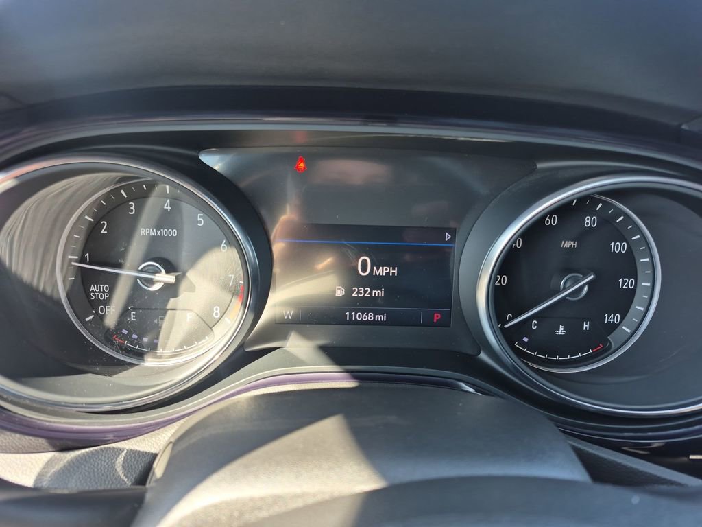 Certified 2022 Buick Encore GX Select w/ Sport Touring Package image 16