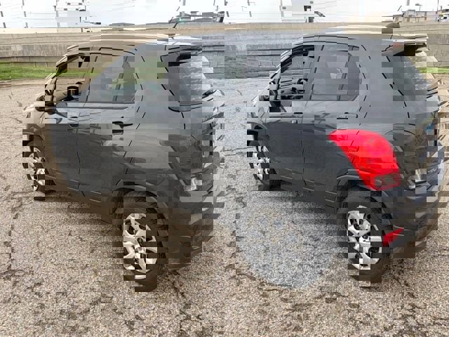 Used 2019 Chevrolet Trax LS image 4