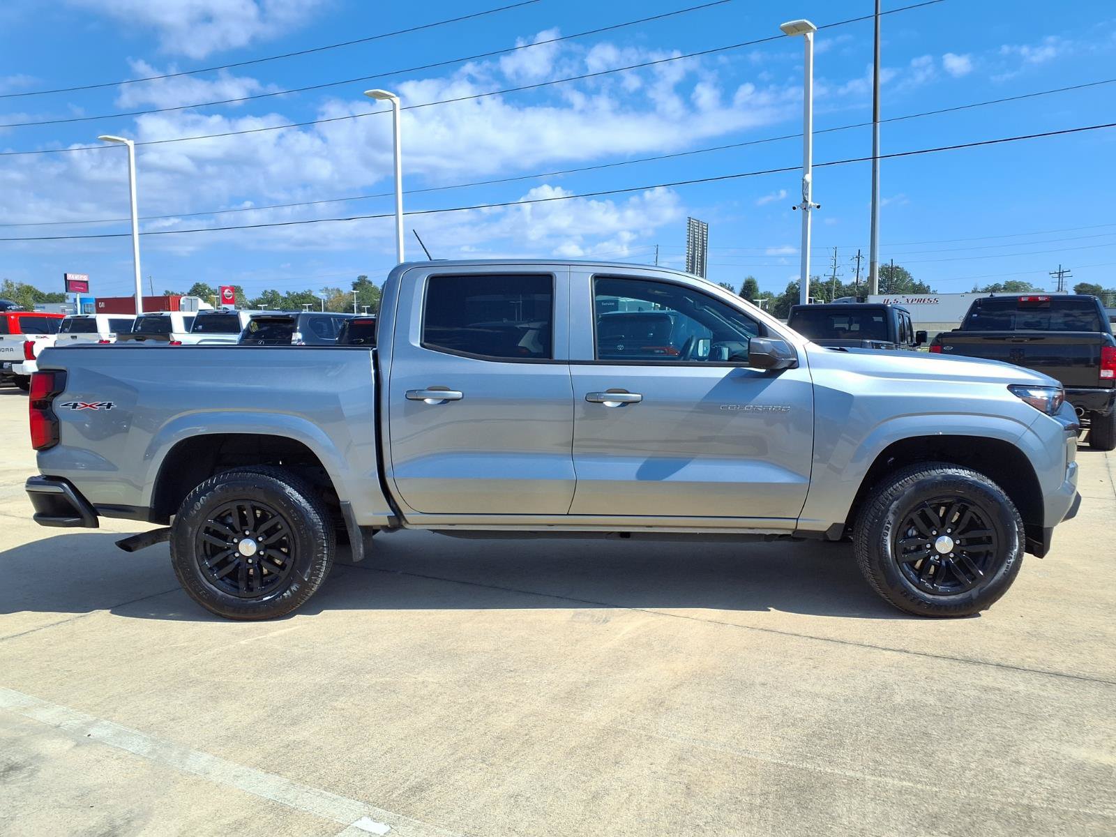 Used 2026 Chevrolet Colorado LT w/ LT Convenience Package AWD/4WD image 5