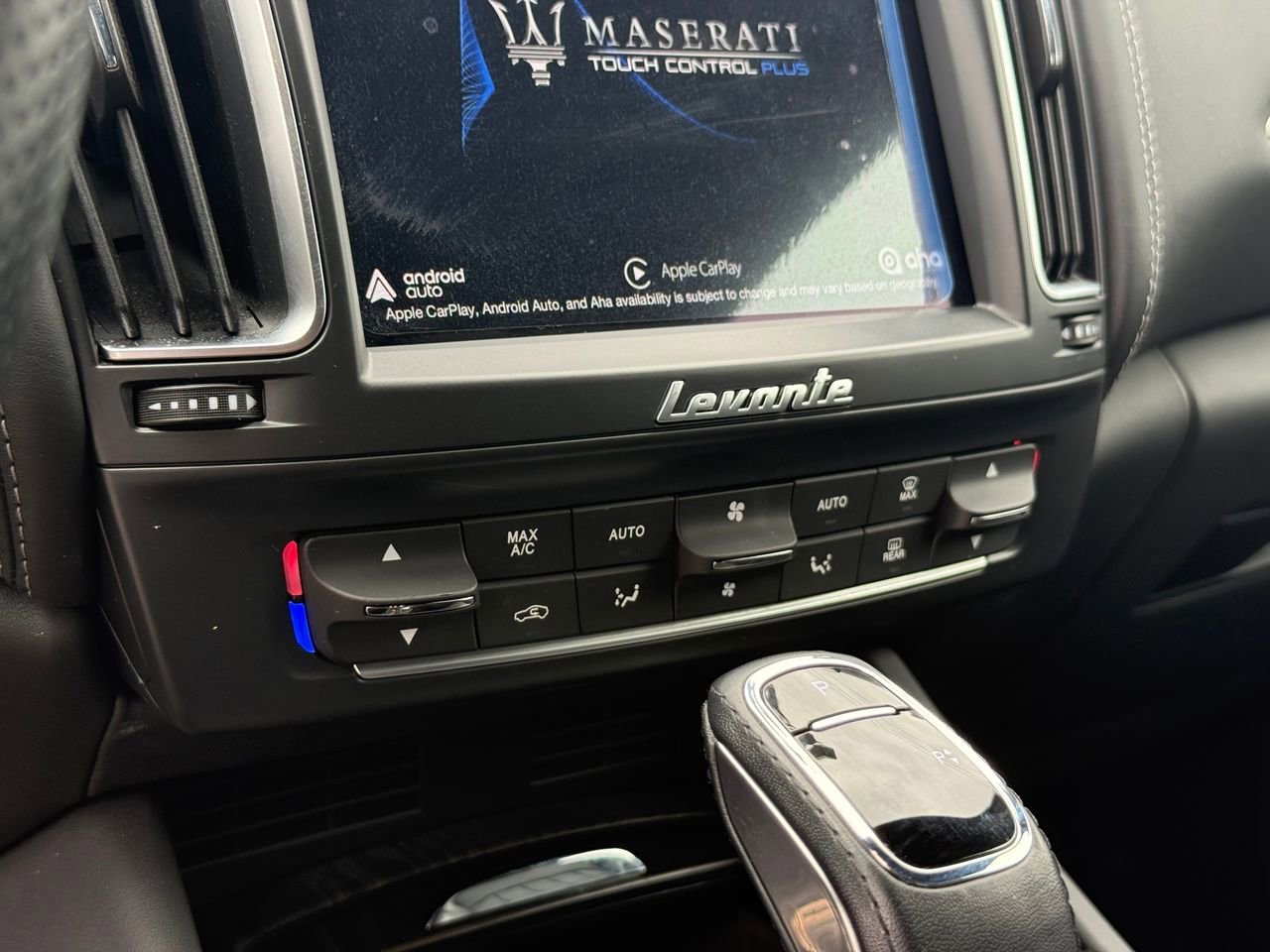 Used 2020 Maserati Levante S GranSport AWD/4WD image 21