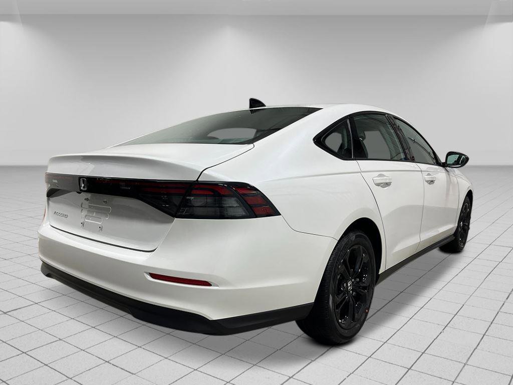 New 2025 Honda Accord SE image 5