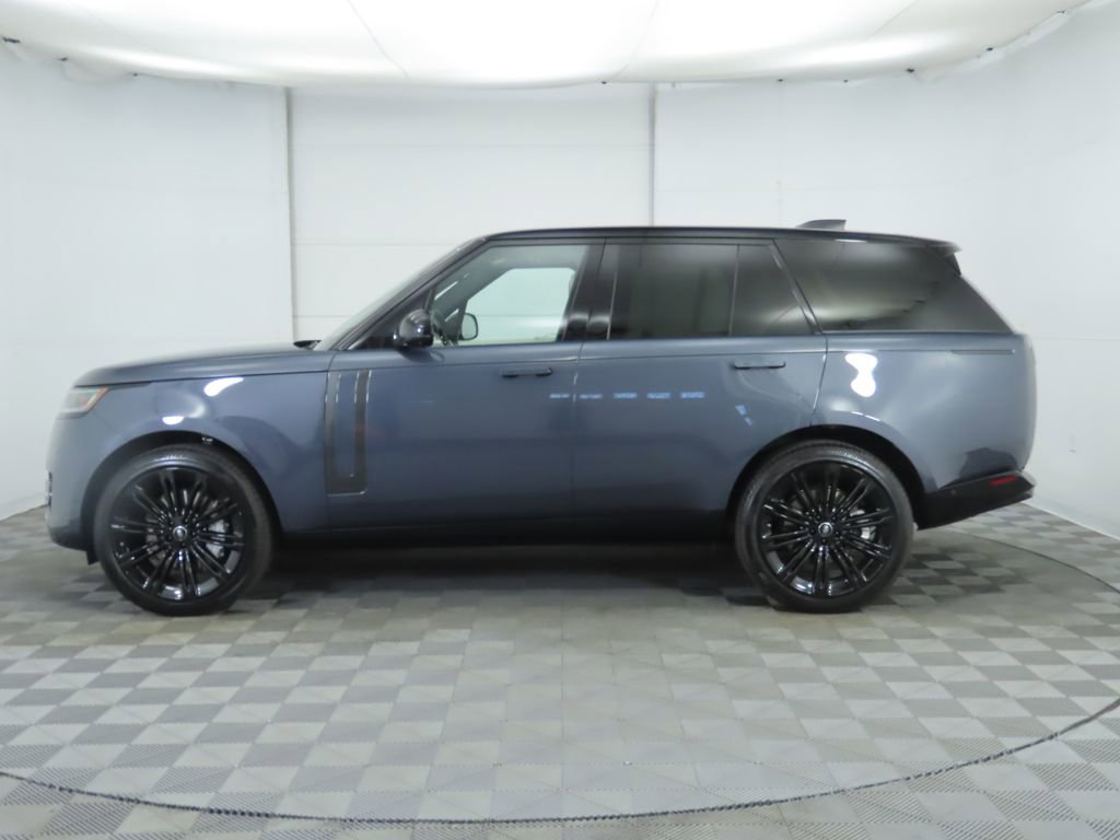 New 2025 Land Rover Range Rover SE image 8