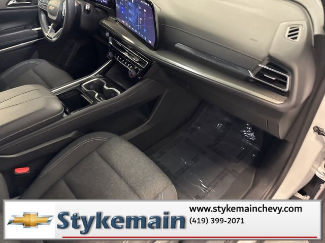 Used 2024 Chevrolet Traverse LT image 23