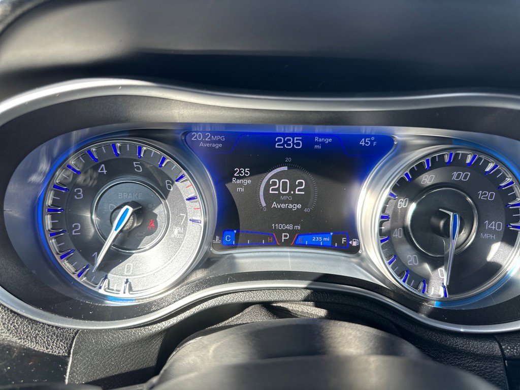 Used 2021 Chrysler 300 S image 29