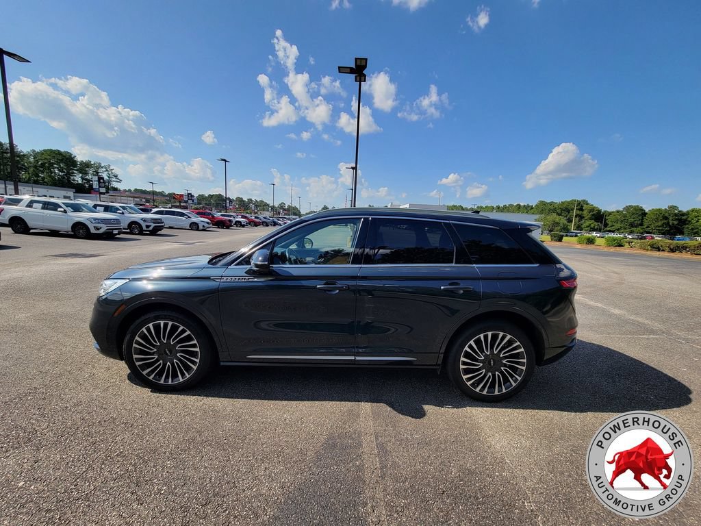 Used 2021 Lincoln Corsair Reserve w/ Equipment Group 201A AWD/4WD image 3