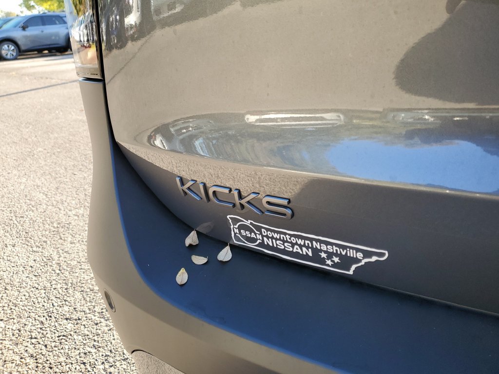 New 2027 Nissan Kicks SR FWD image 7
