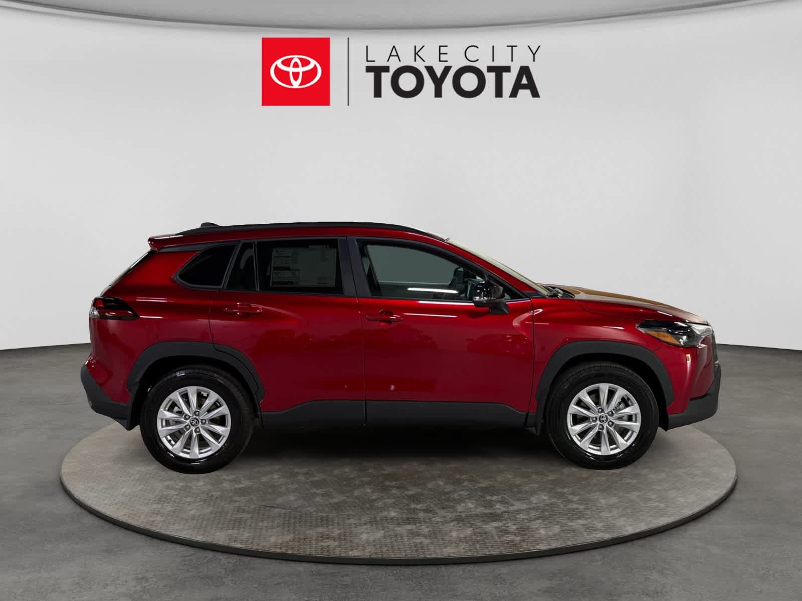 New 2026 Toyota Corolla Cross LE FWD image 7
