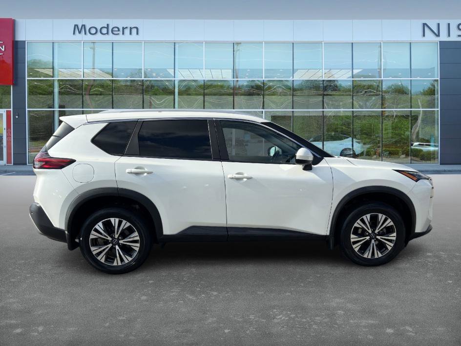 Certified 2023 Nissan Rogue SV w/ SV Premium B Package image 4