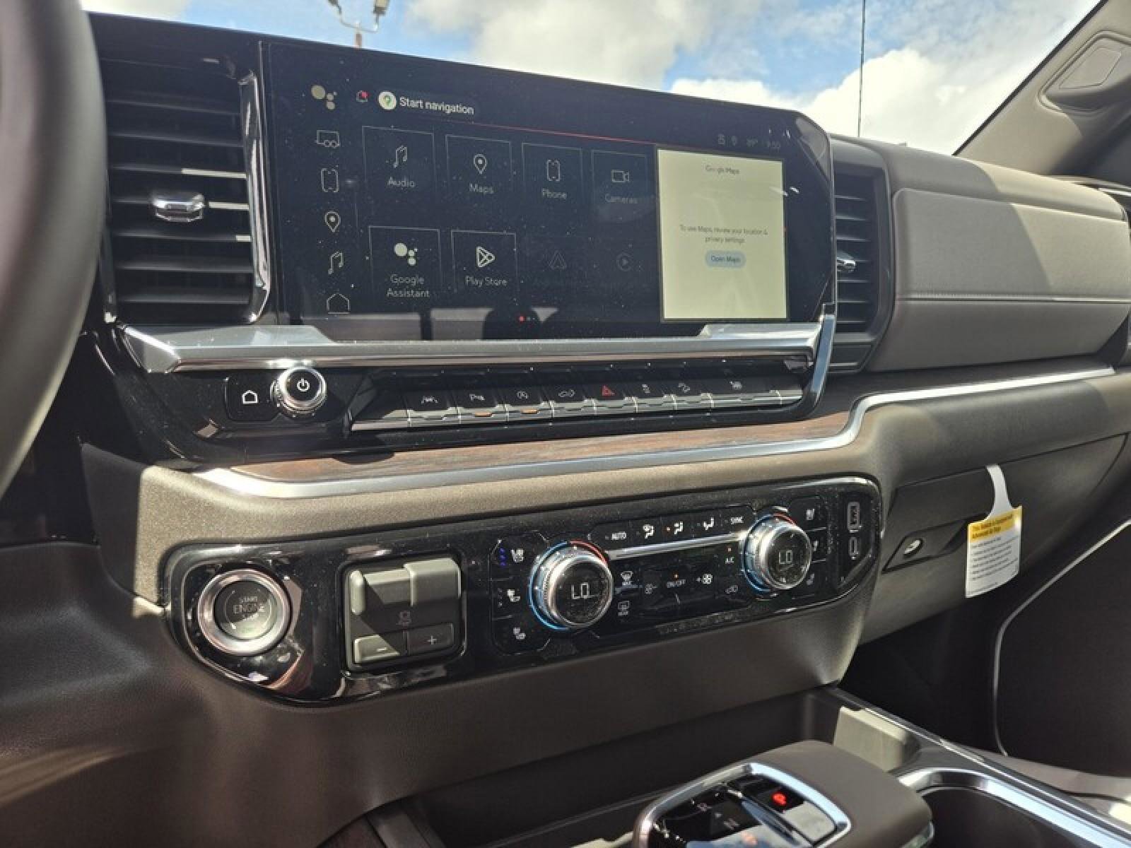 Used 2026 GMC Sierra 1500 SLT w/ SLT Premium Plus Package AWD/4WD image 14