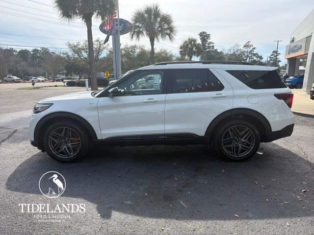 New 2026 Ford Explorer ST-Line image 4