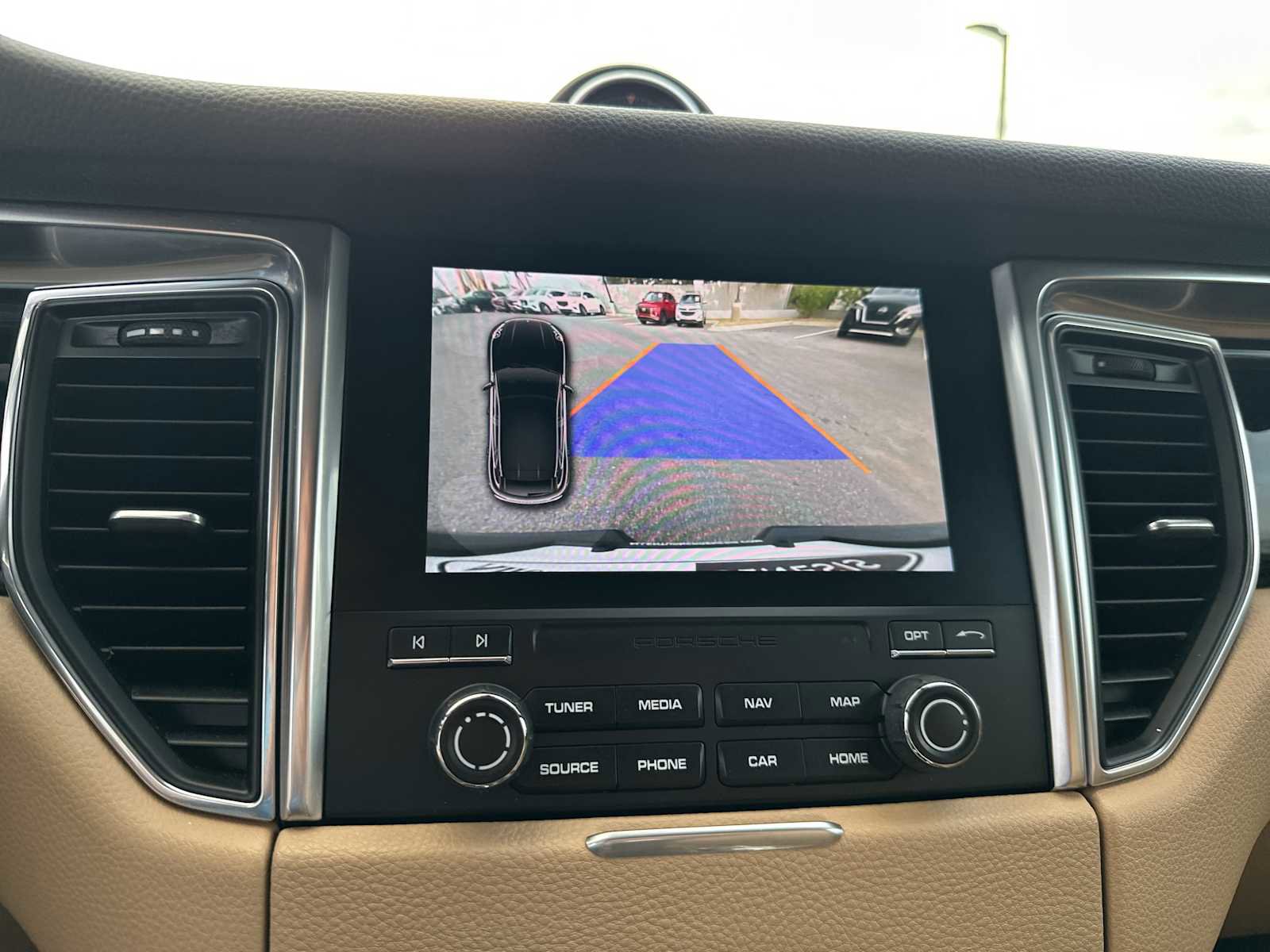 Used 2018 Porsche Macan S image 18