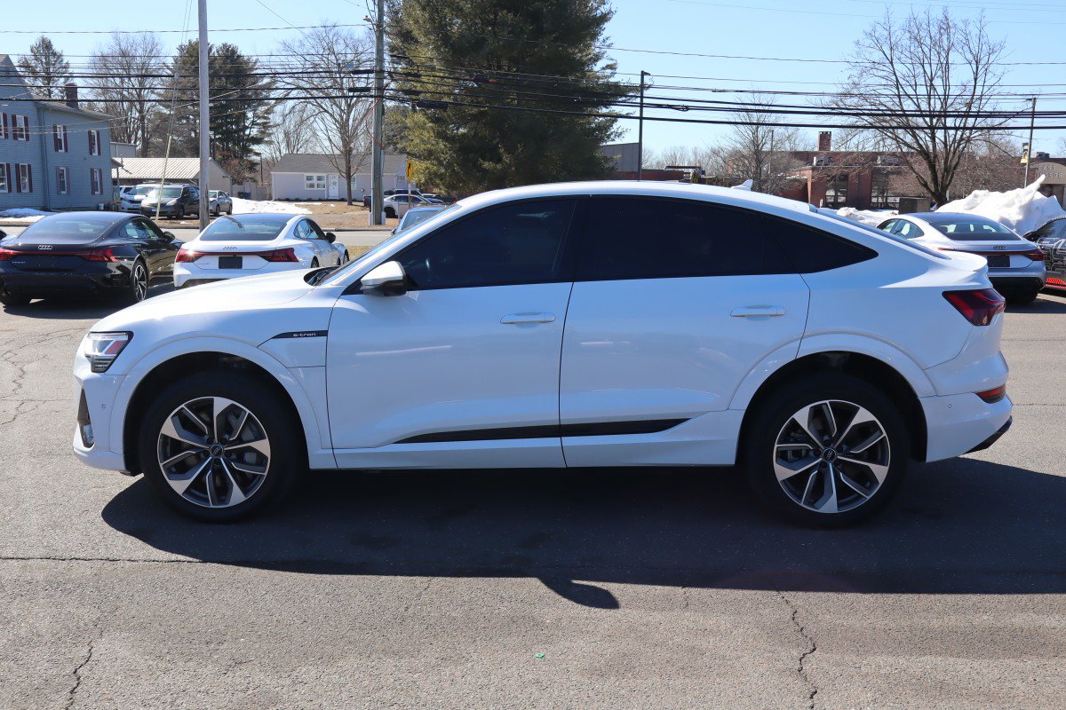 Used 2021 Audi e-tron Premium Plus w/ Premium Plus Package AWD/4WD image 8