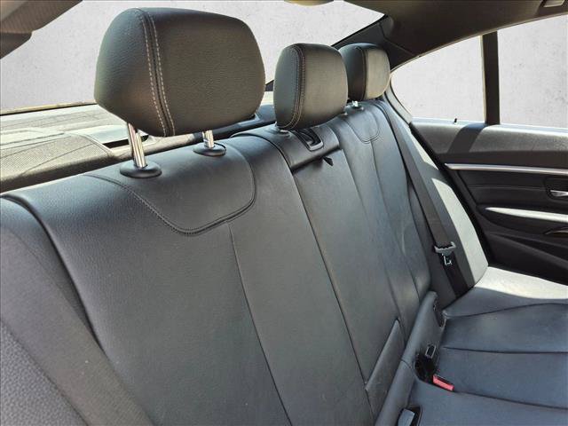 Used 2017 BMW 340i Sedan RWD image 17