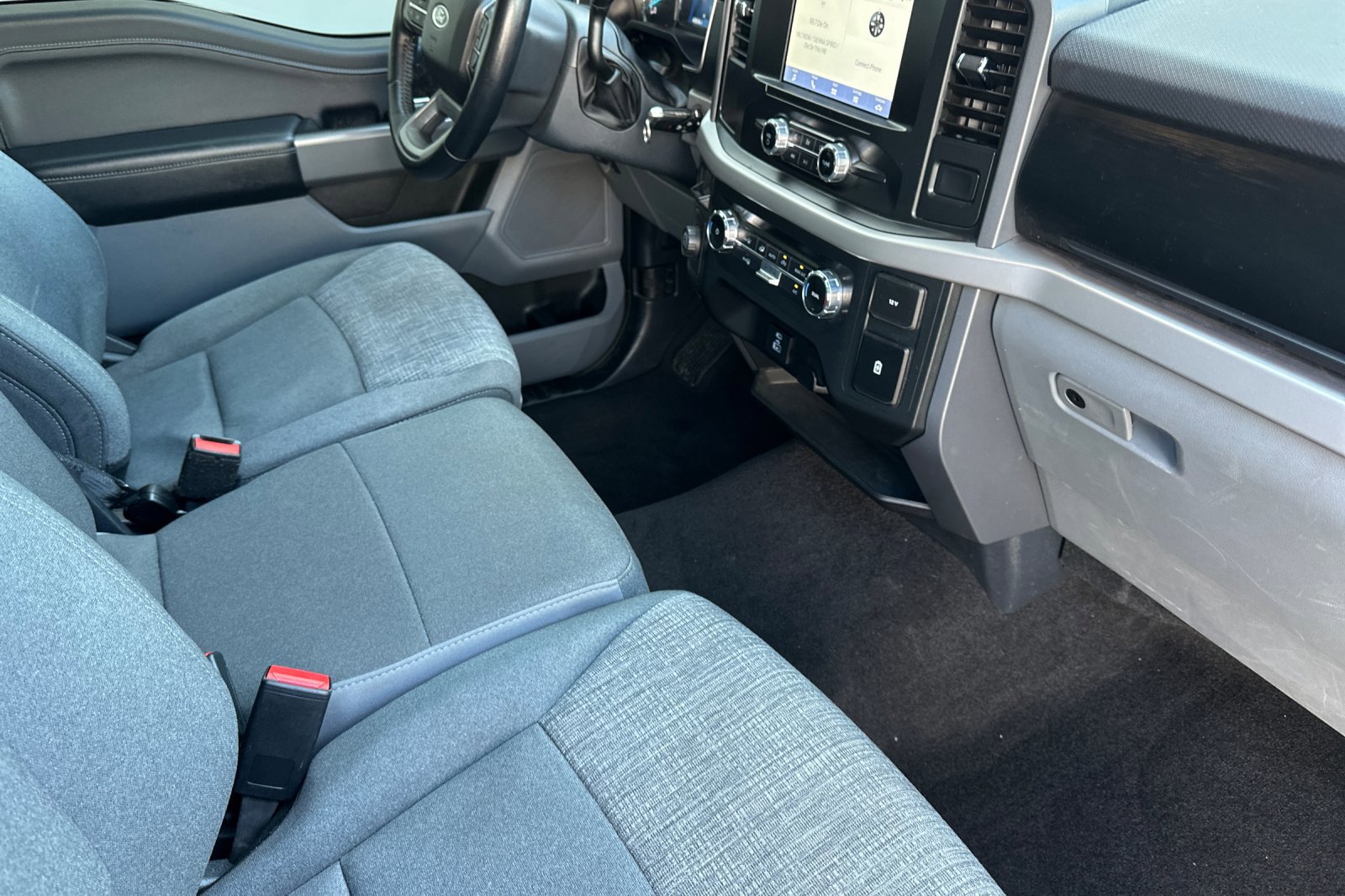 Used 2022 Ford F150 XLT w/ Equipment Group 301A Mid RWD image 16
