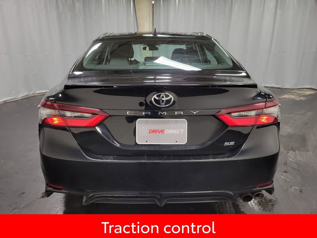 Used 2024 Toyota Camry SE image 7