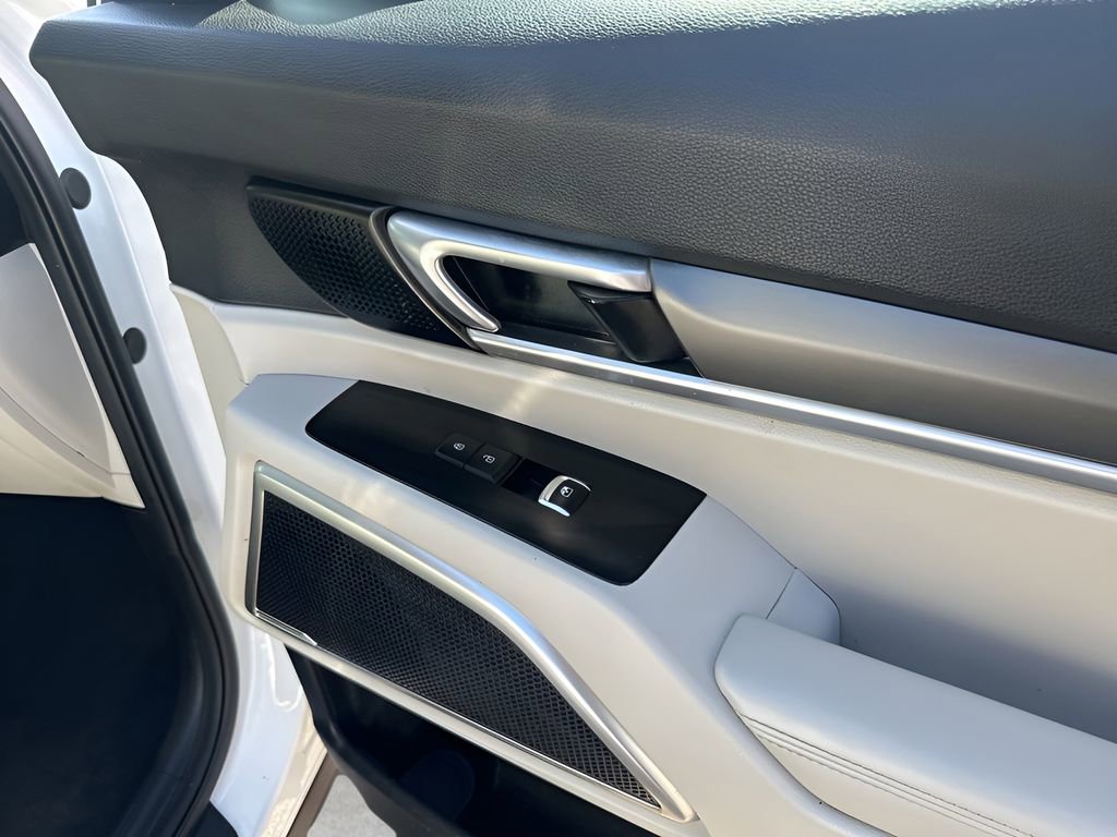 Used 2020 Kia Telluride S w/ S 8 Passenger Seating Package image 13