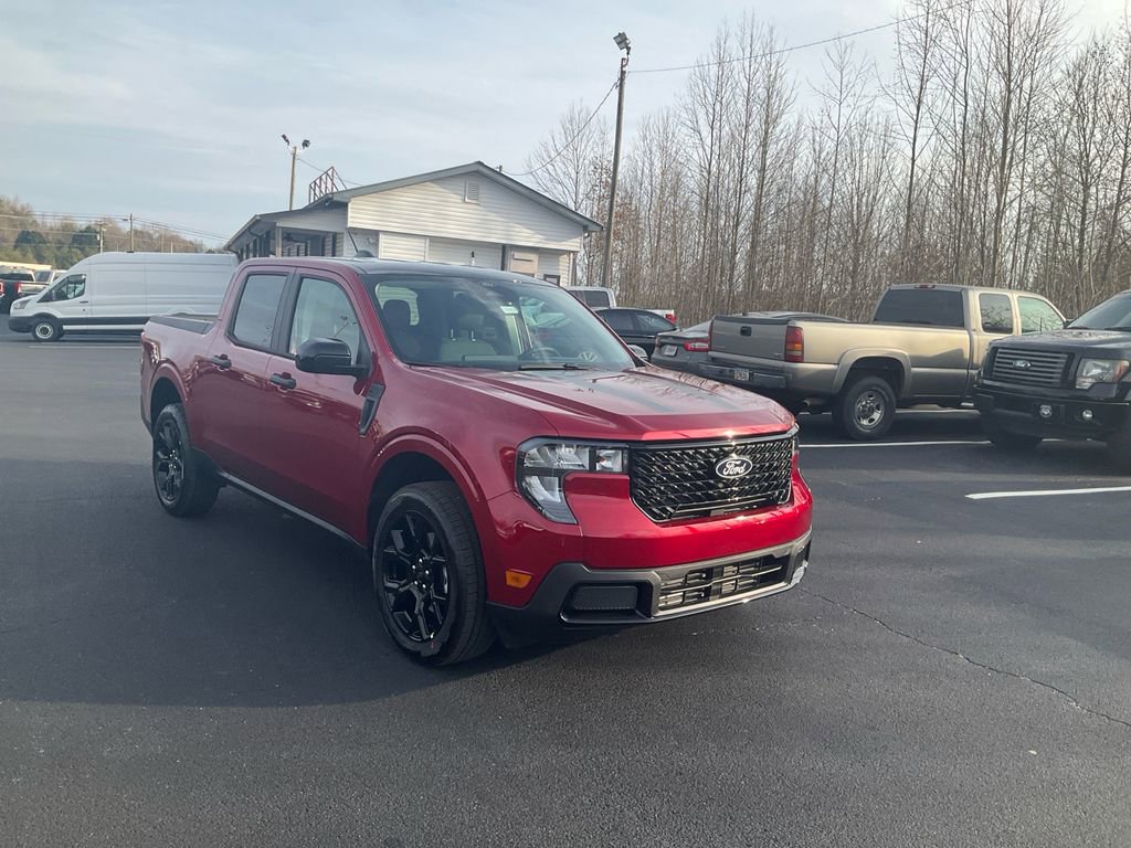 New 2026 Ford Maverick XLT w/ Black Appearance Package image 3