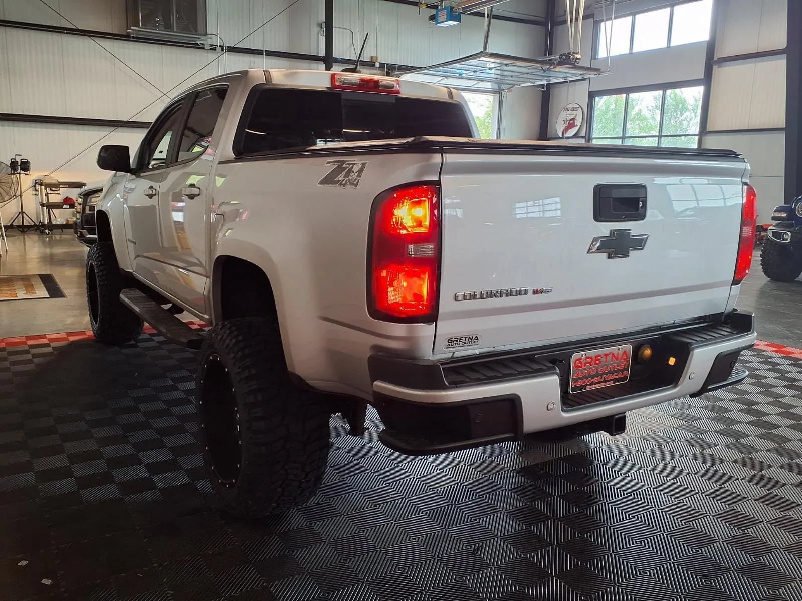 Used 2019 Chevrolet Colorado Z71 AWD/4WD image 5