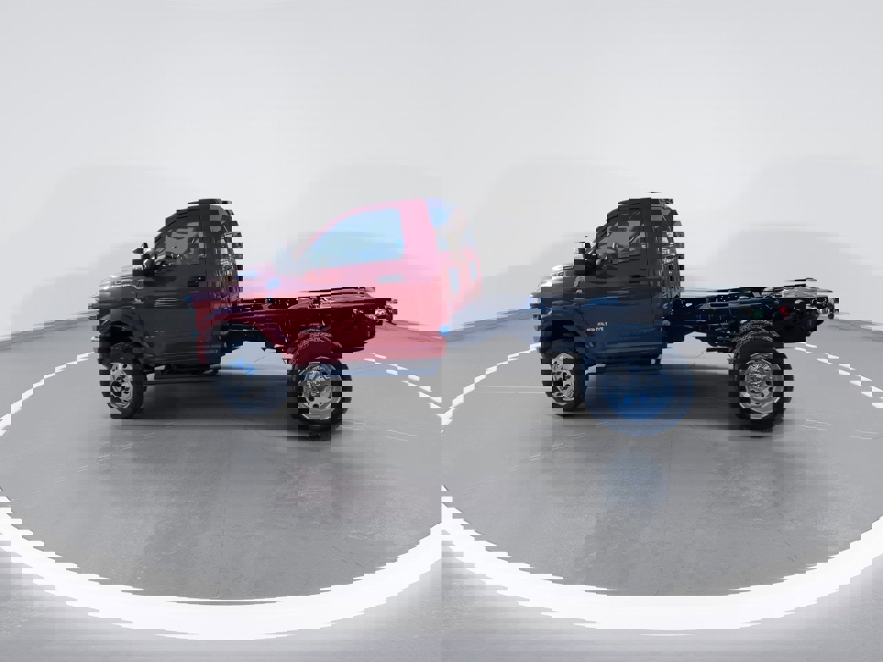 New 2026 RAM 5500 4x4 Regular Cab image 5