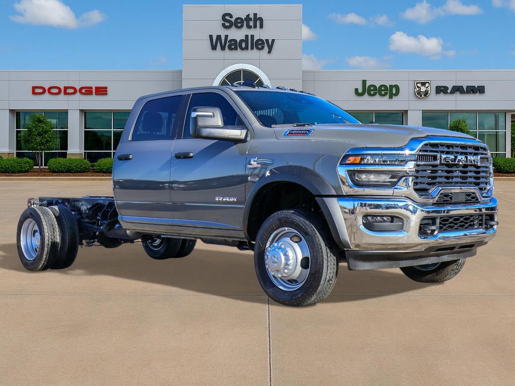 New 2026 RAM 4500 4x4 Crew Cab DRW