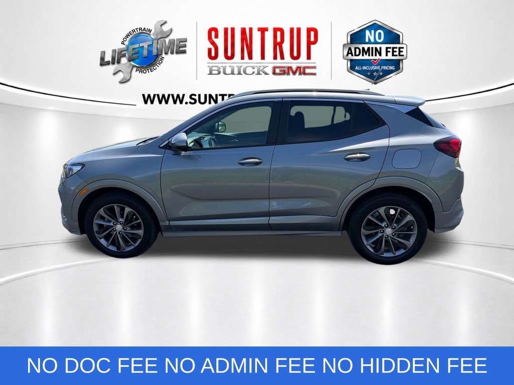 Used 2023 Buick Encore GX Select w/ Sport Touring Package FWD image 2