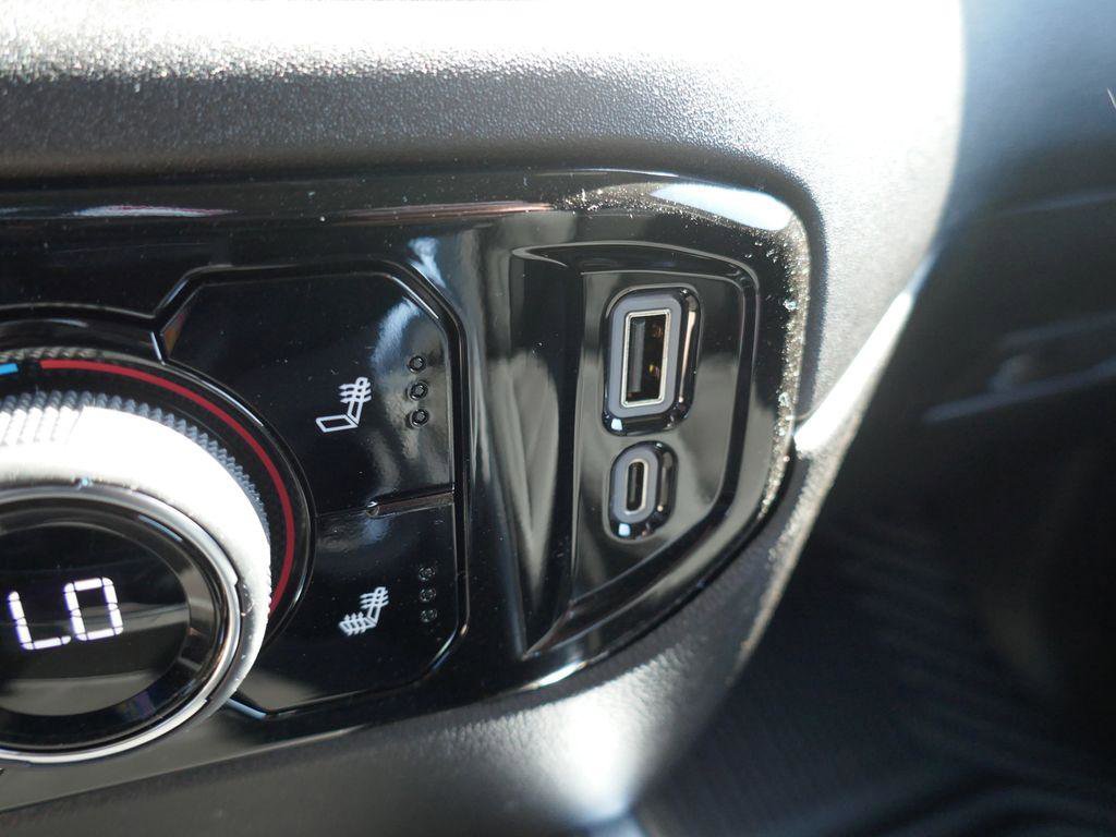 New 2026 Chevrolet Silverado 2500 LT image 24