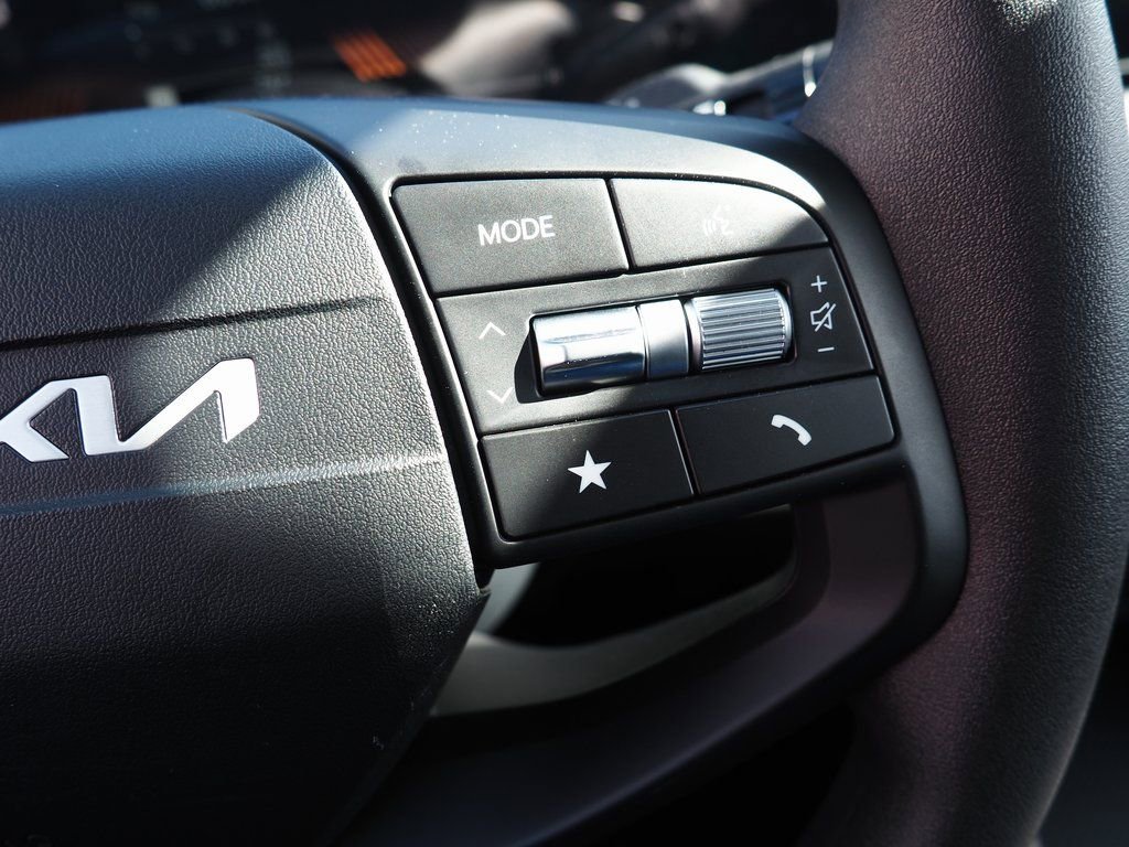 New 2026 Kia K4 LXS image 20