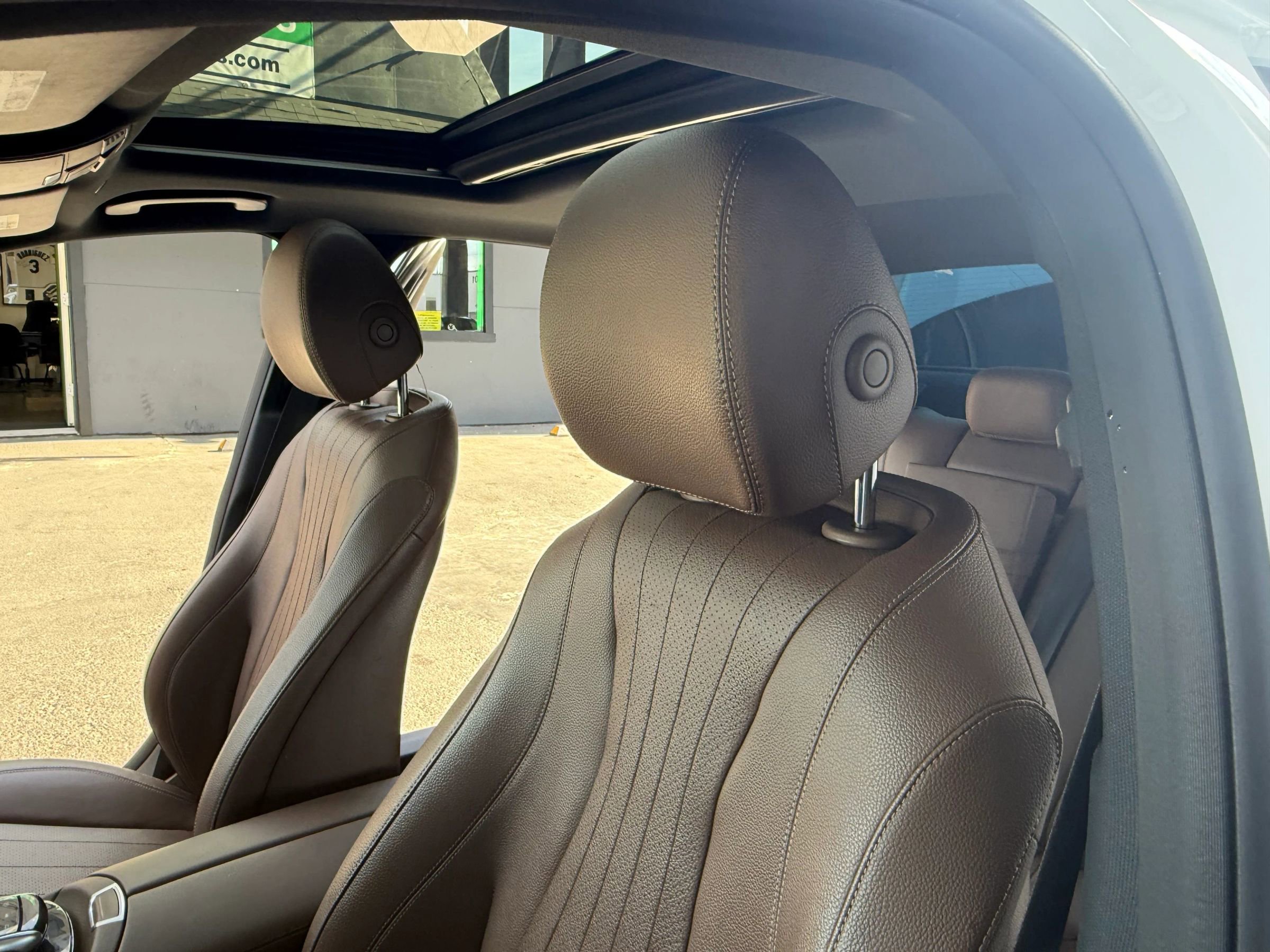 Used 2017 Mercedes-Benz E 300 image 12